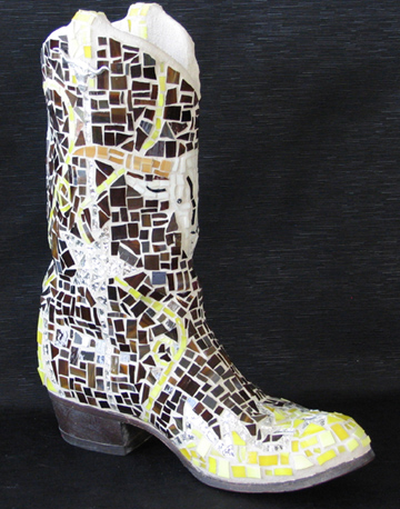 Prize Winner boot sculpture